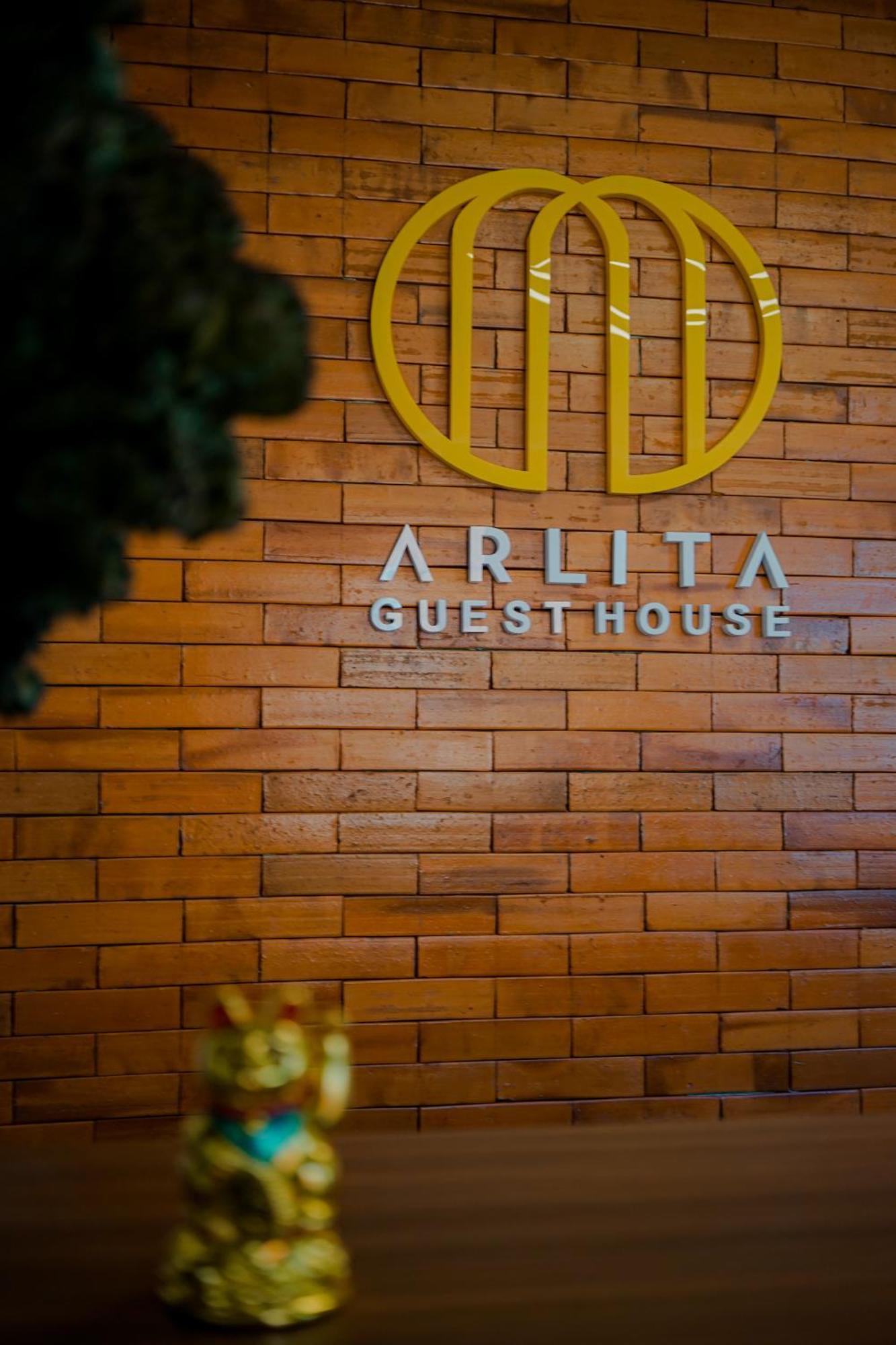 Arlita Guesthouse Cianjur Eksteriør billede