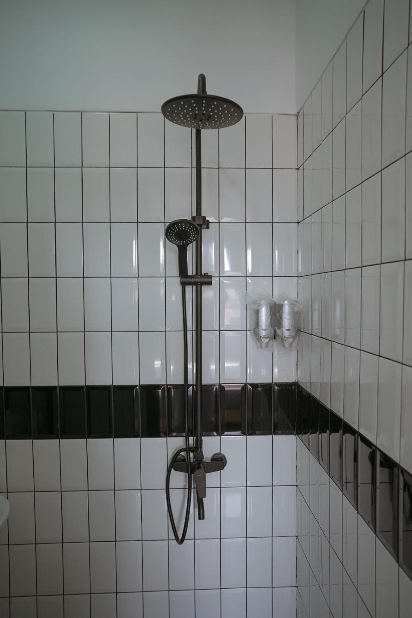Arlita Guesthouse Cianjur Eksteriør billede